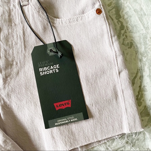 LEVI’S Ribcage Jean Shorts Purple 24 NWT - Picture 5 of 12